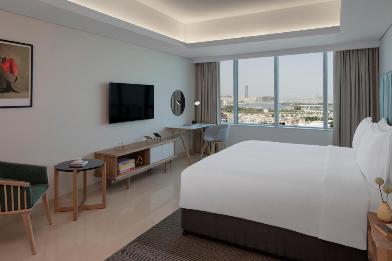 Staybridge Suites Dubai Internet City, An Ihg Hotel Номер фото