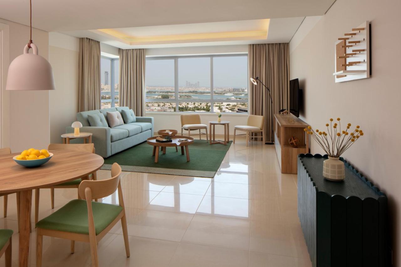 Staybridge Suites Dubai Internet City, An Ihg Hotel Номер фото
